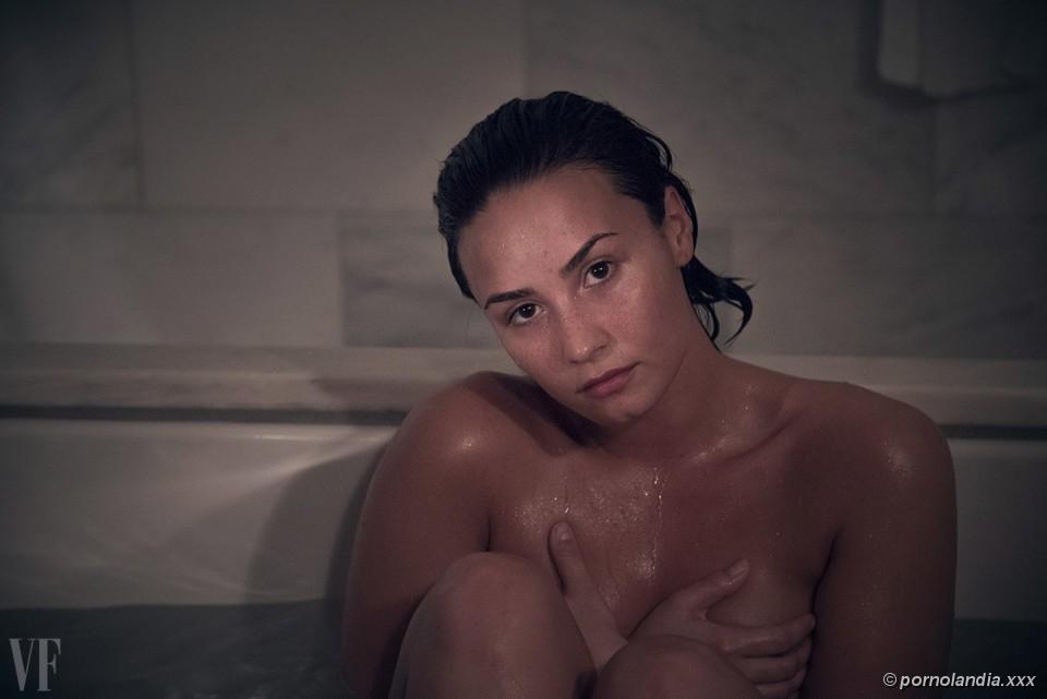 Demi Lovato em Fotos Sexy Pelada Nua Caiu na Net - Foto 10179