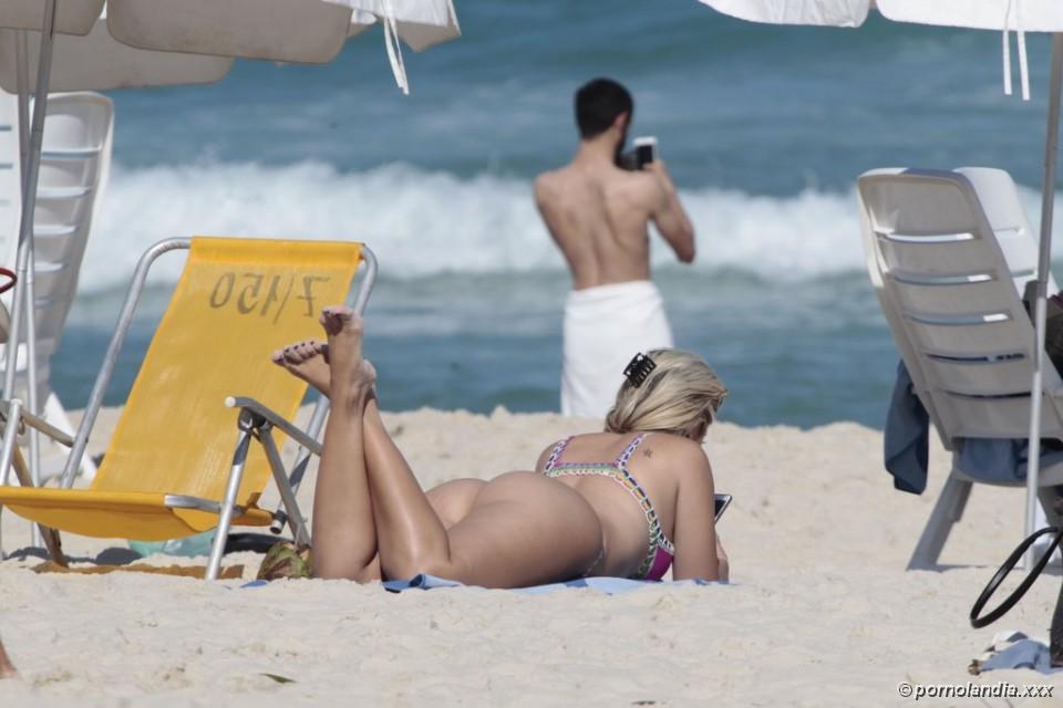 Veridiana Freitas Flagrada em Praias Cariocas - Foto 181579