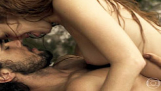 Nathalia Dill pelada nua em Liberdade, Liberdade